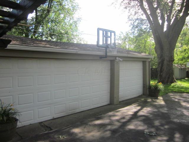 2037 Ferris Road Columbus, OH 43224 - Photo 19 of 20 Gallery Image 19