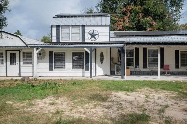 a view of a storage & utility room