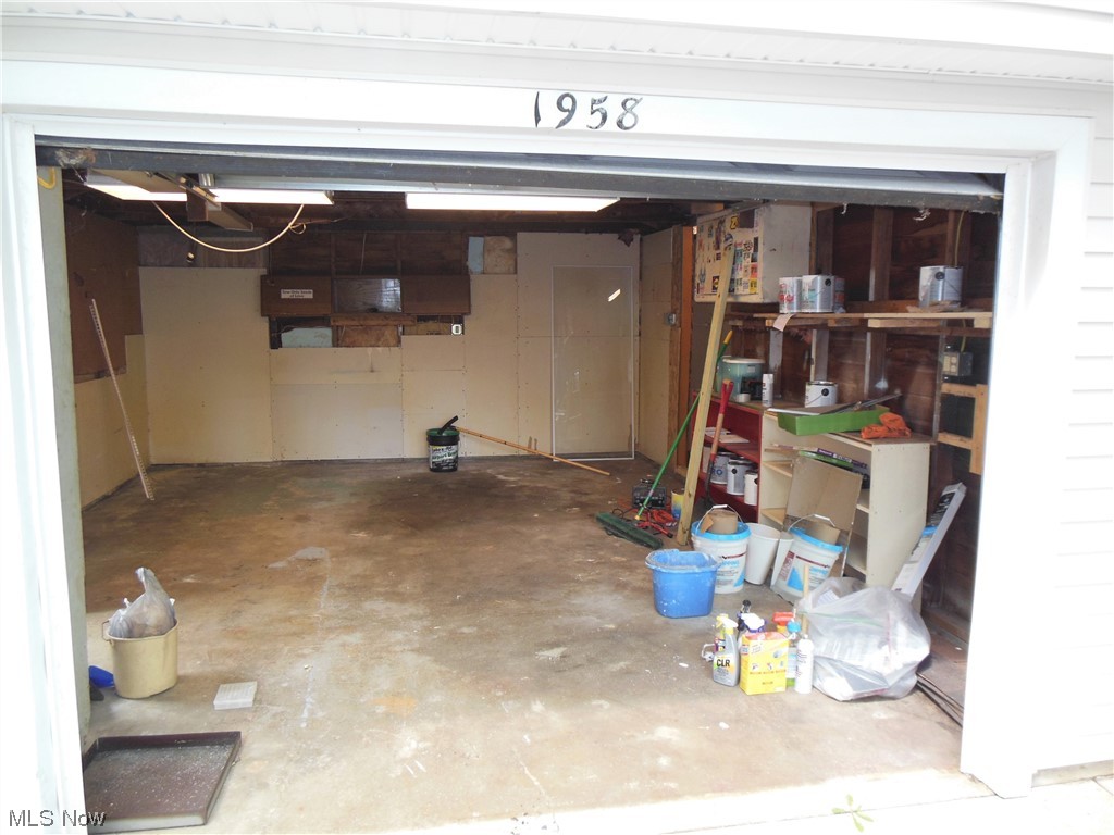 1958 Clyde Road Madison, OH 44057 - Photo 11 of 12 Bay 1