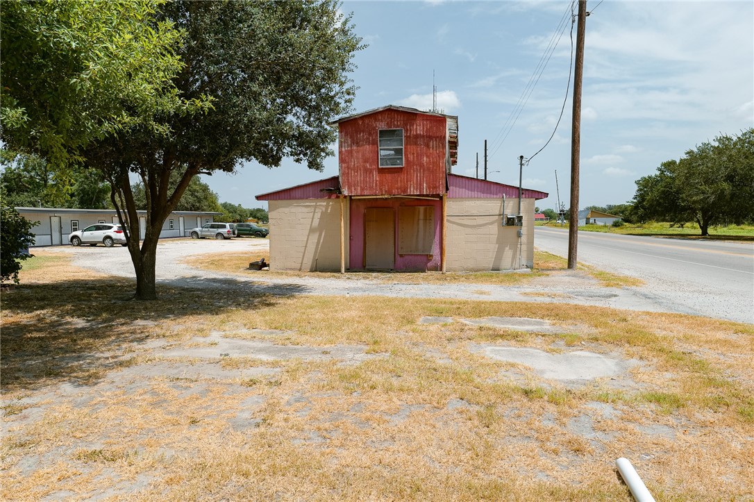 106 West Fulton Street Mathis, TX 78368 - Photo 16 of 16 Gallery Image 16