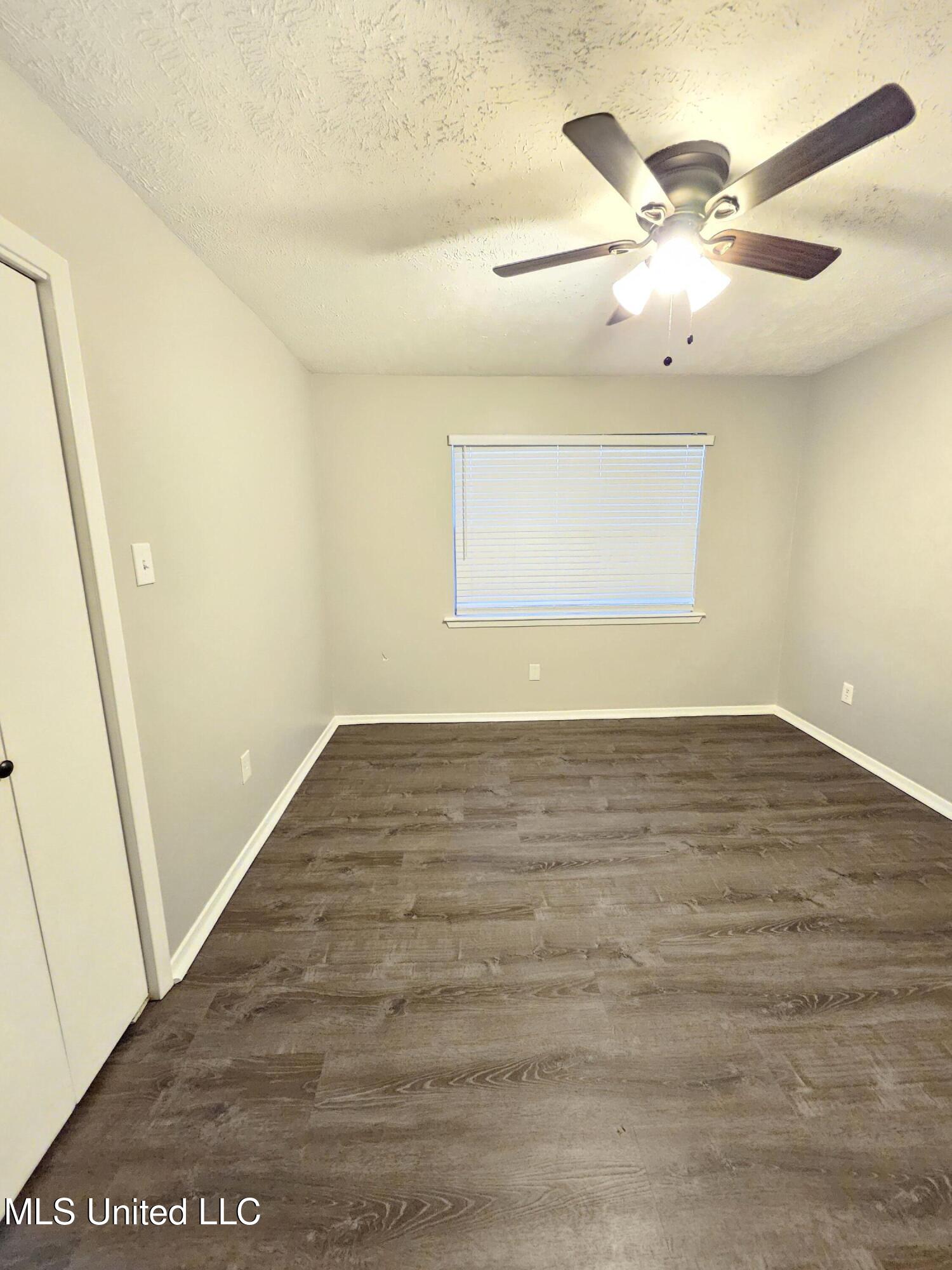 90 Porters Chapel Road, Unit 3 Vicksburg, MS 39180 - Photo 12 of 21 14080