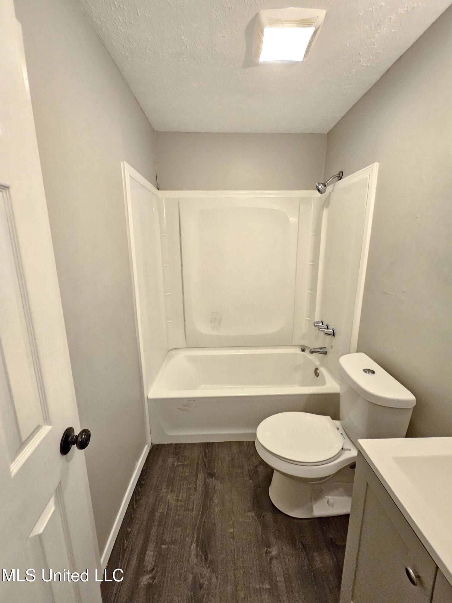 90 Porters Chapel Road, Unit 3 Vicksburg, MS 39180 - Photo 13 of 21 14077