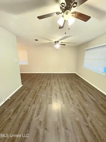 $1,100 | 90 Porters Chapel Road, Unit 3, Vicksburg, MS 39180