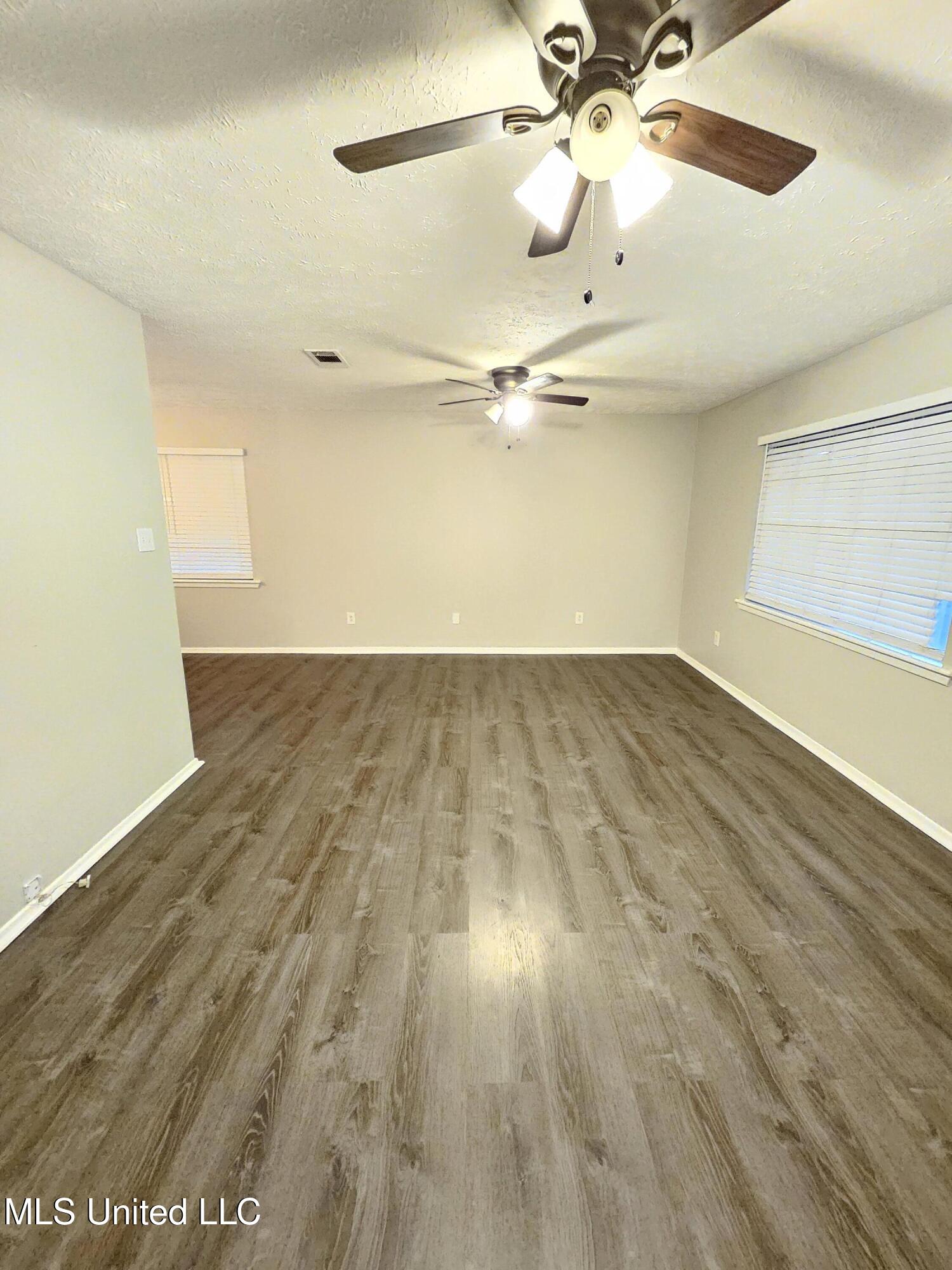 90 Porters Chapel Road, Unit 3 Vicksburg, MS 39180 - Photo 5 of 21 14087