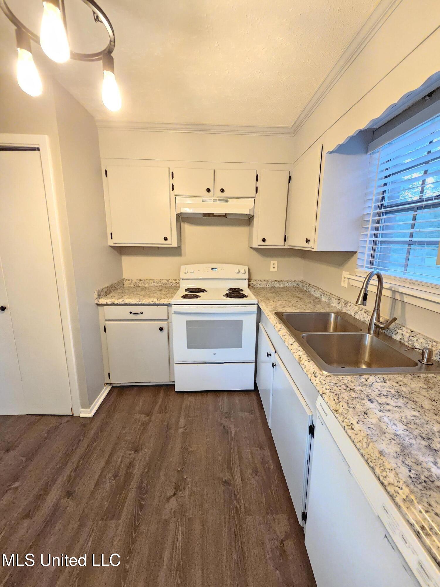 90 Porters Chapel Road, Unit 3 Vicksburg, MS 39180 - Photo 8 of 21 14064