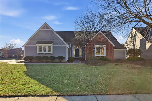 $695,000 | 12313 Pembroke Lane, Leawood, KS 66209