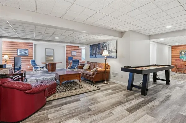 $695,000 | 12313 Pembroke Lane, Leawood, KS 66209