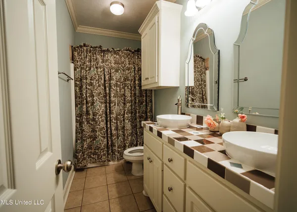 $324,000 | 110 Timbercrest Lane, Brandon, MS 39047