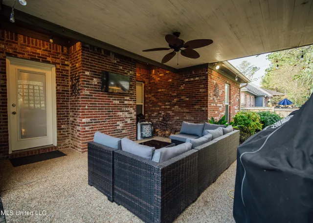 $344,000 | 110 Timbercrest Lane, Brandon, MS 39047