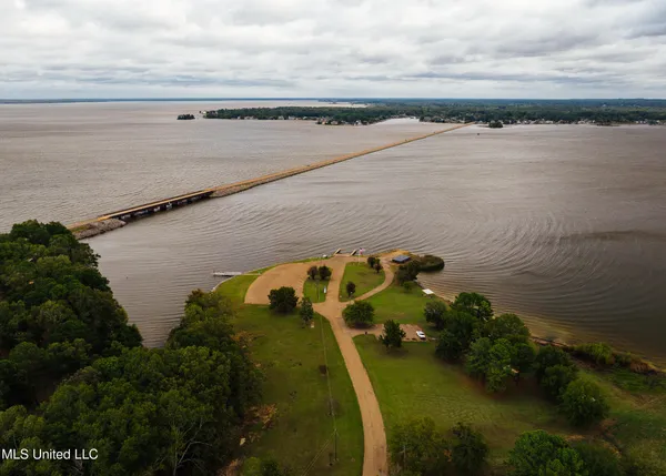 $324,000 | 110 Timbercrest Lane, Brandon, MS 39047