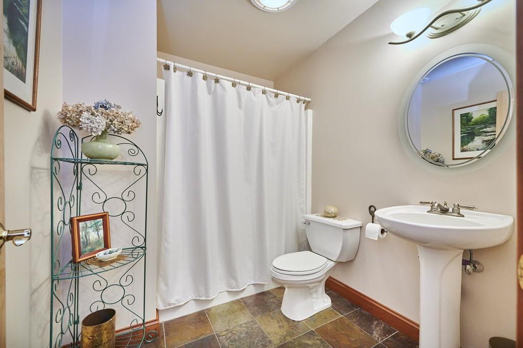 82 Coles Meadow Road Northampton, MA 01060 - Photo 18 of 41 Gallery Image 18
