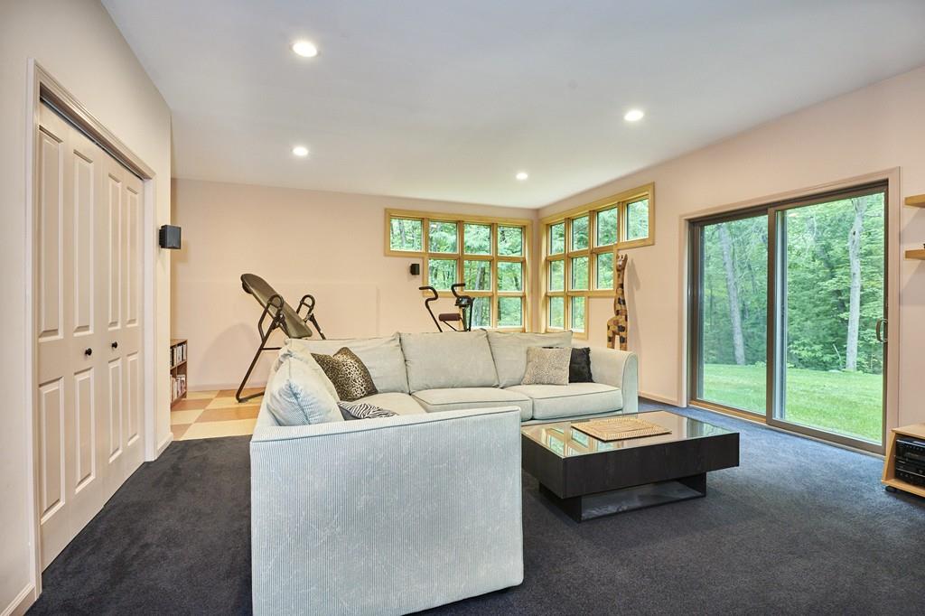 82 Coles Meadow Road Northampton, MA 01060 - Photo 20 of 41 Gallery Image 20