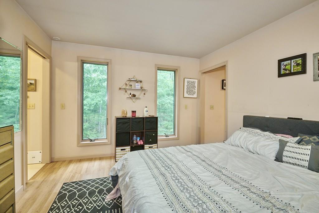 82 Coles Meadow Road Northampton, MA 01060 - Photo 27 of 41 Gallery Image 27