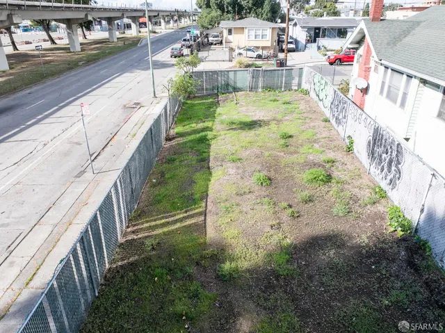 $99,000 | 1208 31st Avenue, Oakland, CA 94601