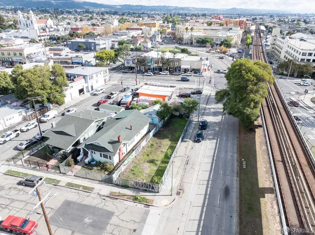 $99,000 | 1208 31st Avenue, Oakland, CA 94601