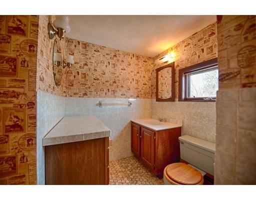 79 Grant Road Lynn, MA 01904 - Photo 14 of 15 Gallery Image 14