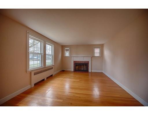79 Grant Road Lynn, MA 01904 - Photo 5 of 15 Gallery Image 5