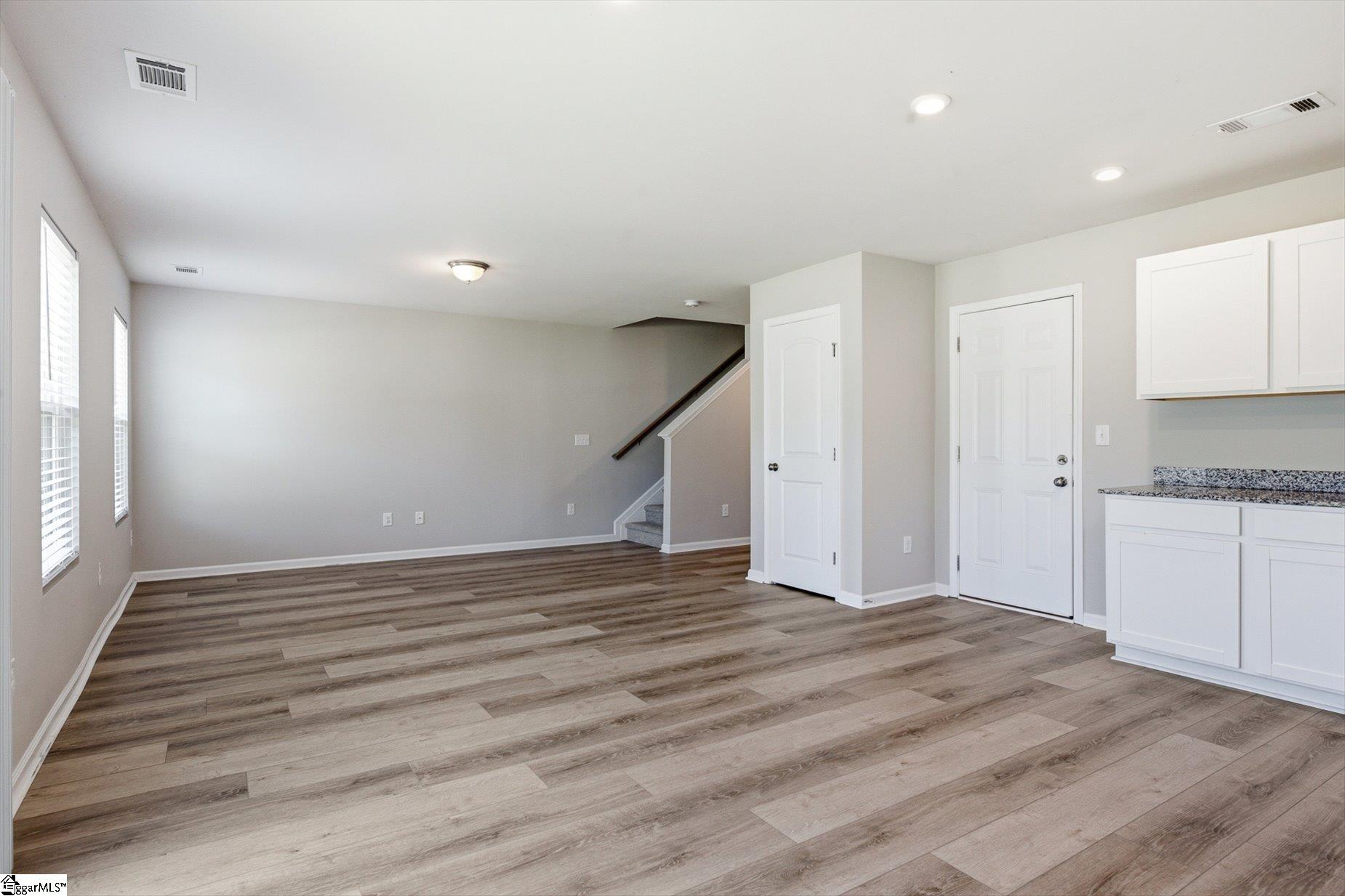 607 Farmstead Trail Inman, SC 29349 - Photo 9 of 27