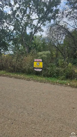 $5,500 | 6373 Rock Creek Drive, Ozawkie, KS 66070