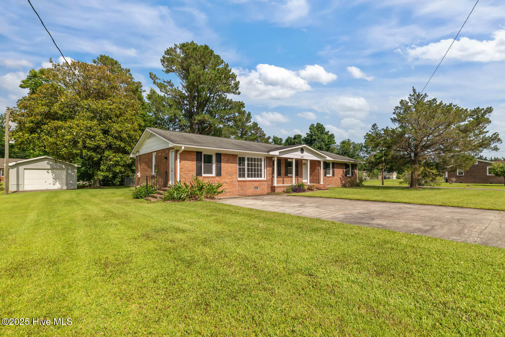 1292 Lake Cole Road Midway Park, NC 28544 - Photo 3 of 50 2