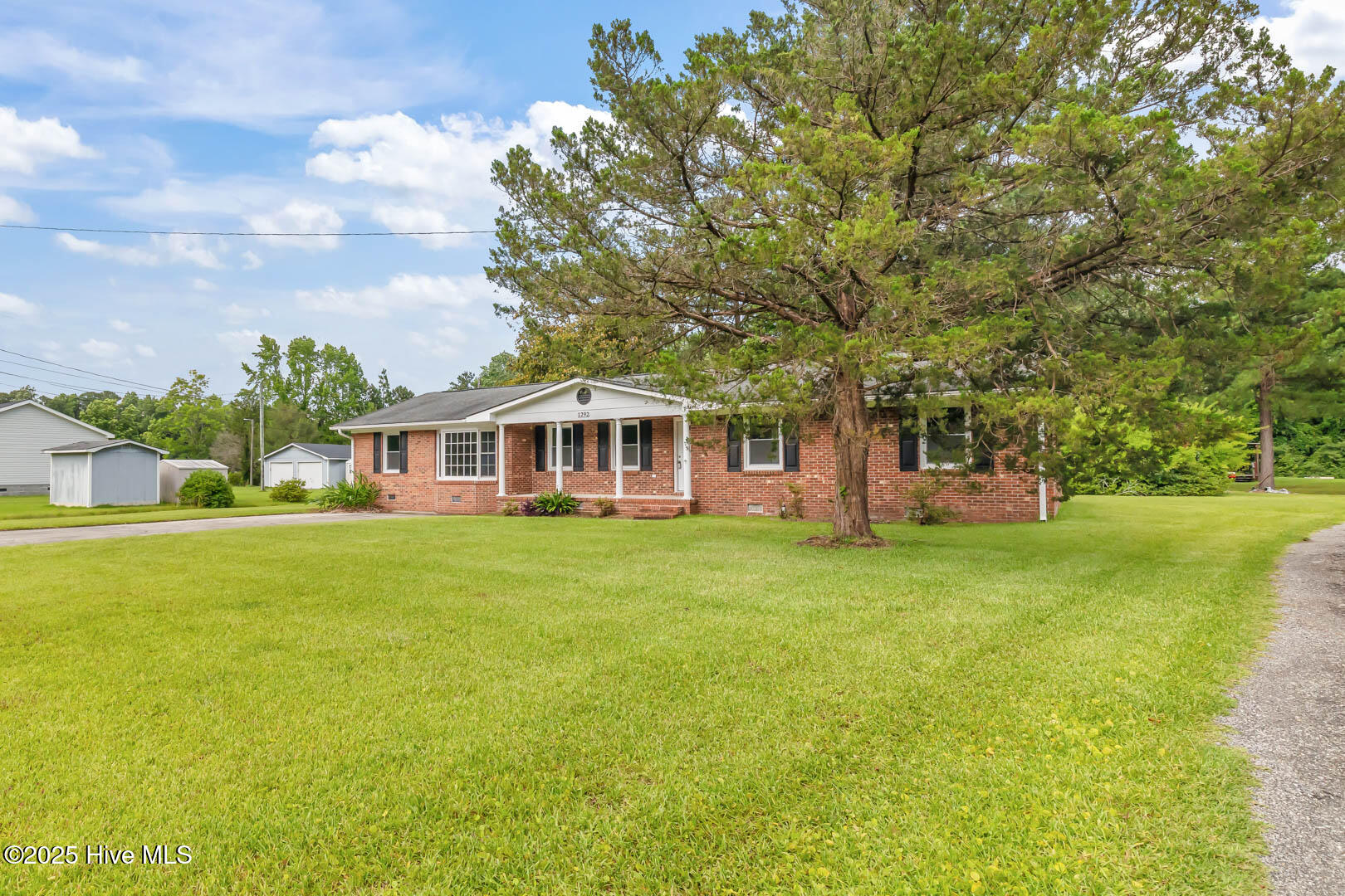 1292 Lake Cole Road Midway Park, NC 28544 - Photo 4 of 50 3