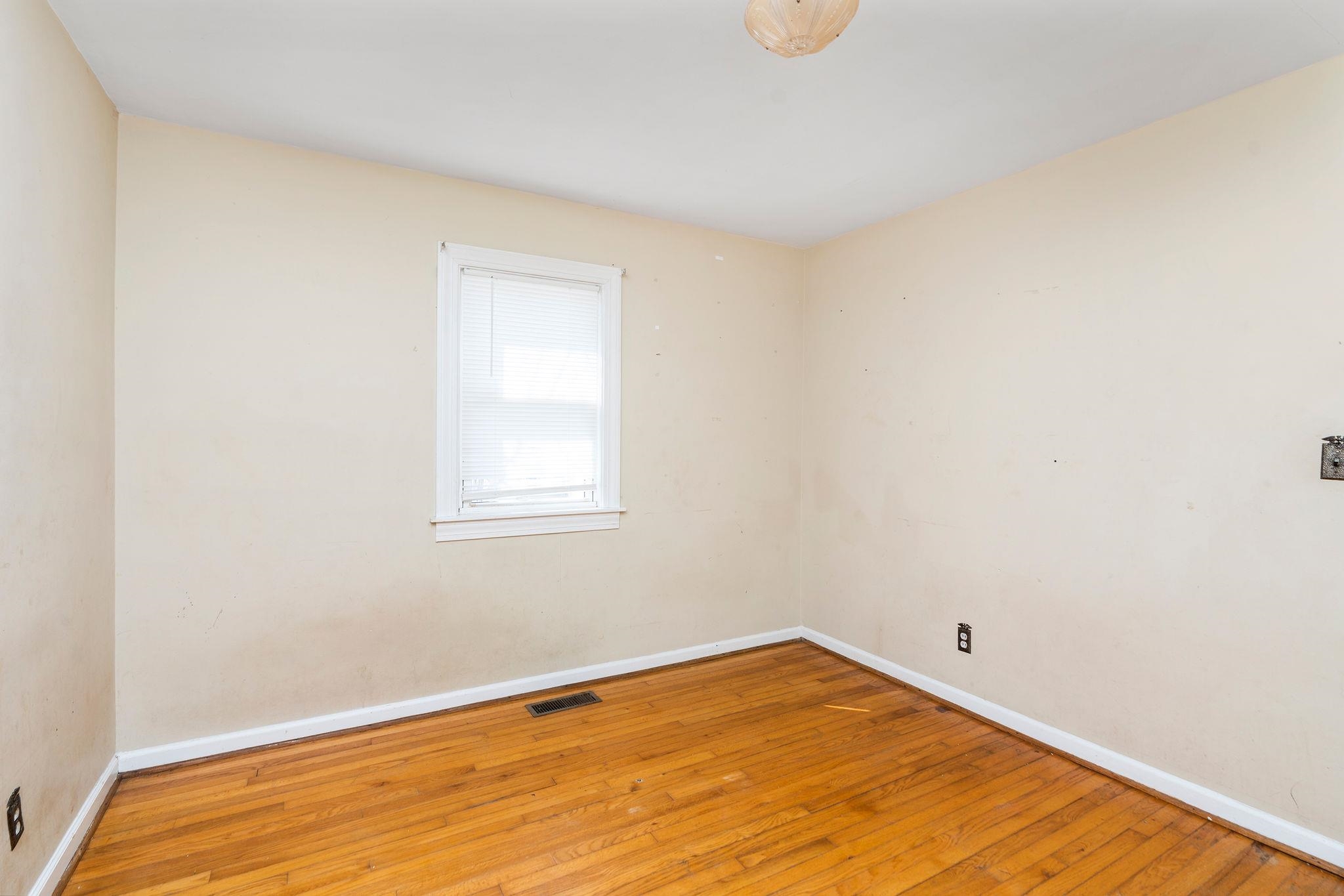 348 Wayneridge Road Waynesboro, VA 22980 - Photo 10 of 48 Gallery Image 10