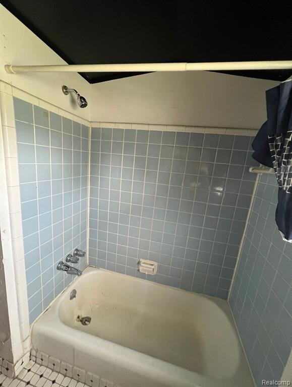 28911 Grandview Street Inkster, MI 48141 - Photo 8 of 28 Gallery Image 8