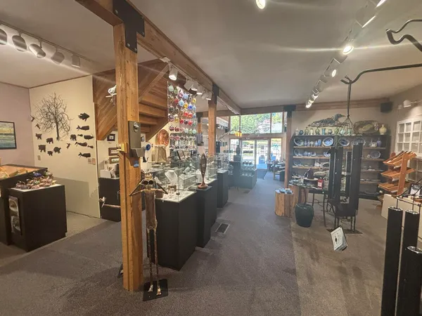 $1,250,000 | 727 Boothbay Road, Edgecomb, ME 04556