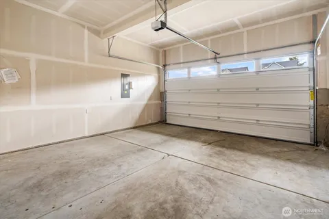 $780,000 | 27107 123rd Place Southeast, Kent, WA 98030
