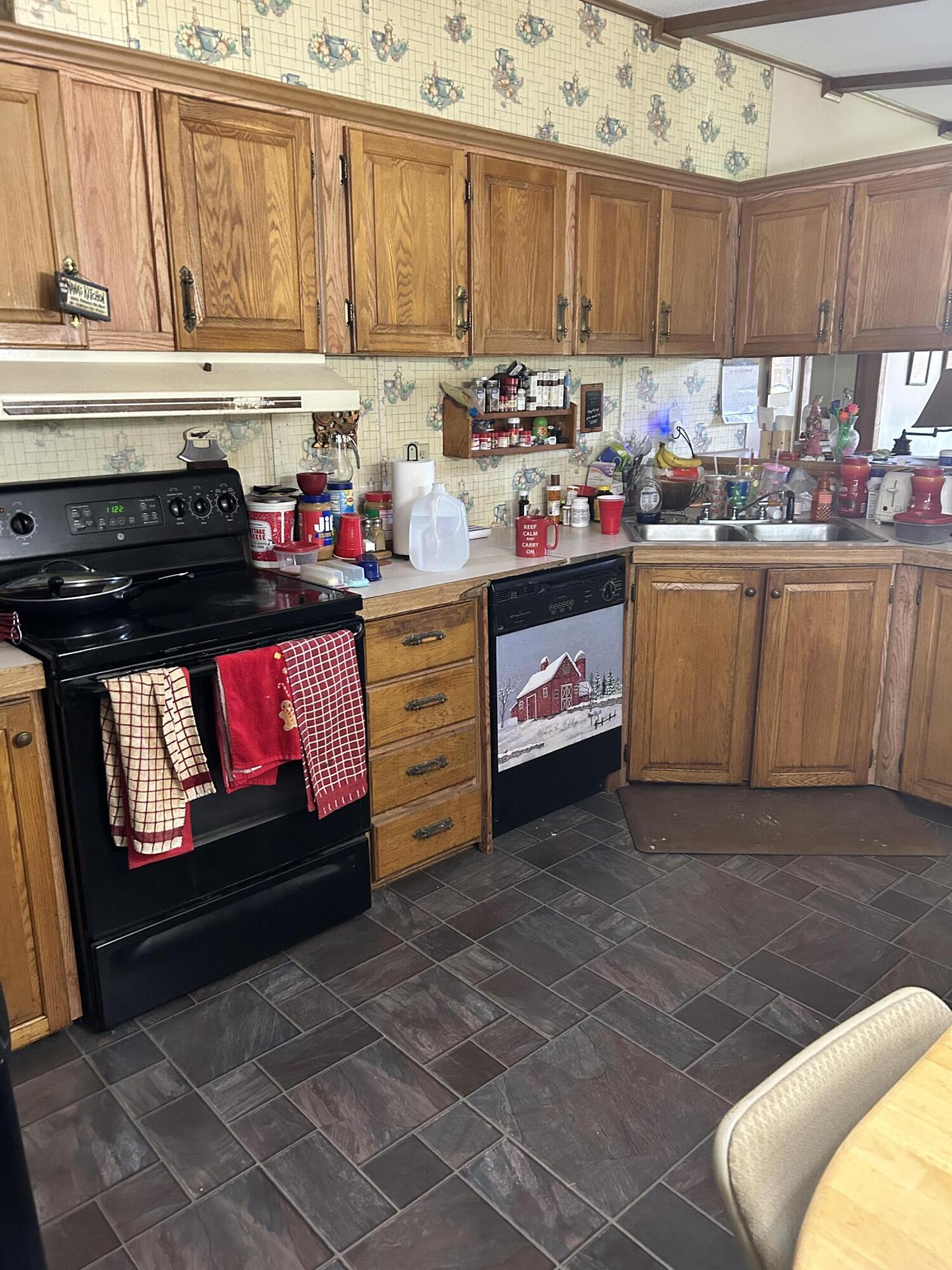 1739 Ridge Road Champlain, NY 12919 - Photo 12 of 49 Gallery Image 12