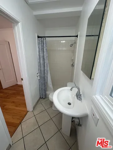 $4,399 | 1450 South Wooster Street, Los Angeles, CA 90035