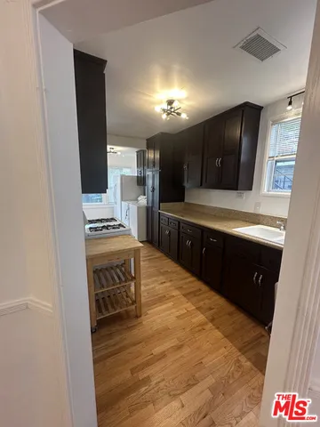 $4,399 | 1450 South Wooster Street, Los Angeles, CA 90035