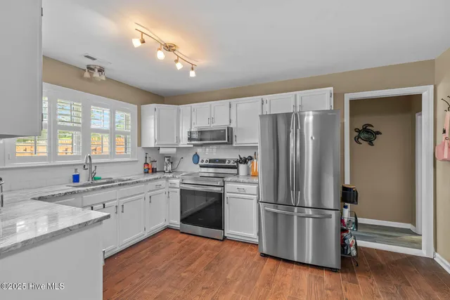 $318,000 | 120 Silver Leaf Drive, Jacksonville, NC 28546