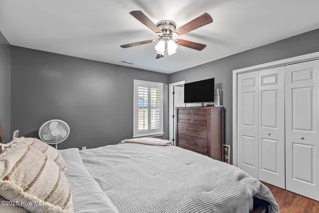 $318,000 | 120 Silver Leaf Drive, Jacksonville, NC 28546