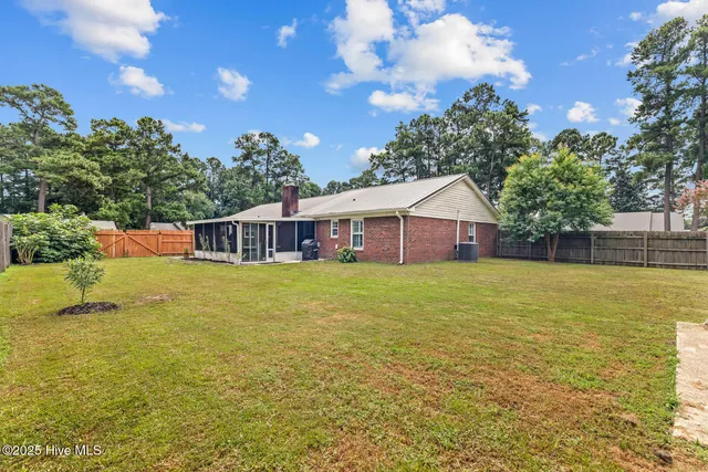 $318,000 | 120 Silver Leaf Drive, Jacksonville, NC 28546