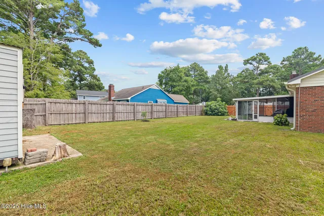 $318,000 | 120 Silver Leaf Drive, Jacksonville, NC 28546