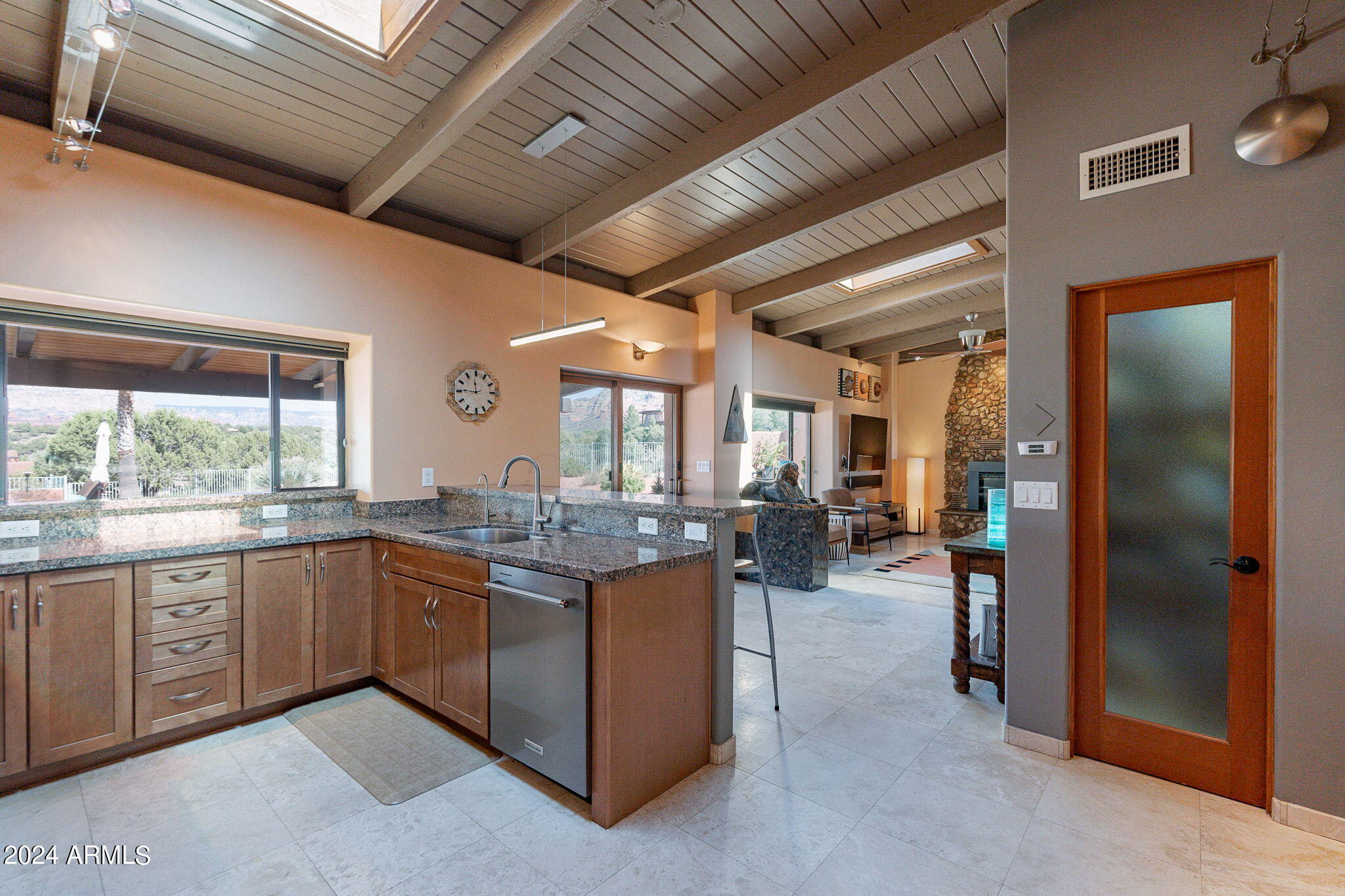 855 Distant Drums Road Sedona, AZ 86336 - Photo 18 of 59 18 - 31
