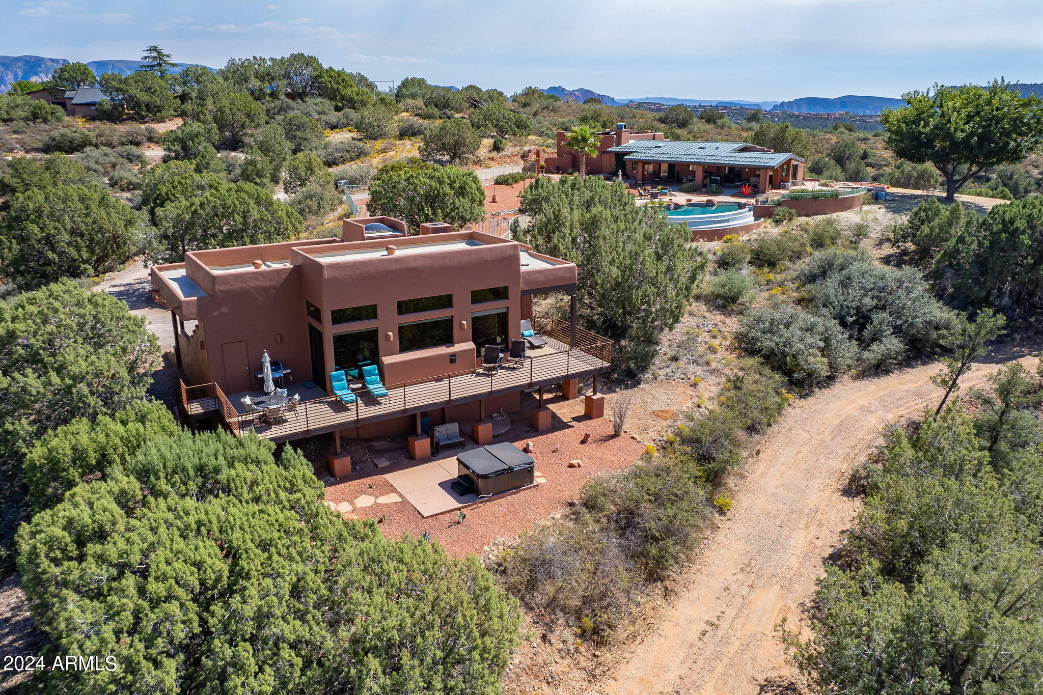 855 Distant Drums Road Sedona, AZ 86336 - Photo 5 of 59 04 - 13