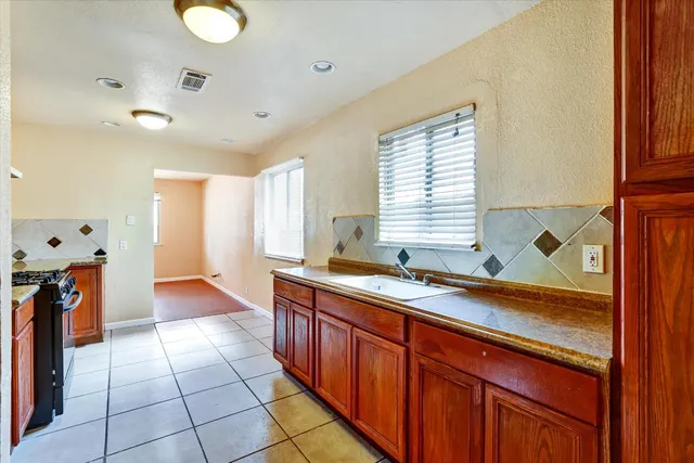 $398,000 | 3620 24th Avenue, Sacramento, CA 95820