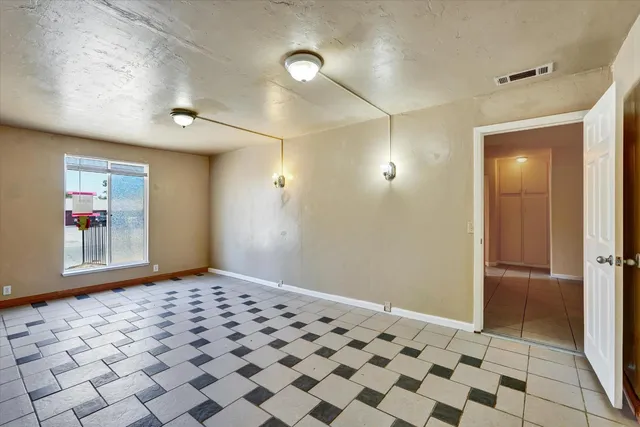 $398,000 | 3620 24th Avenue, Sacramento, CA 95820