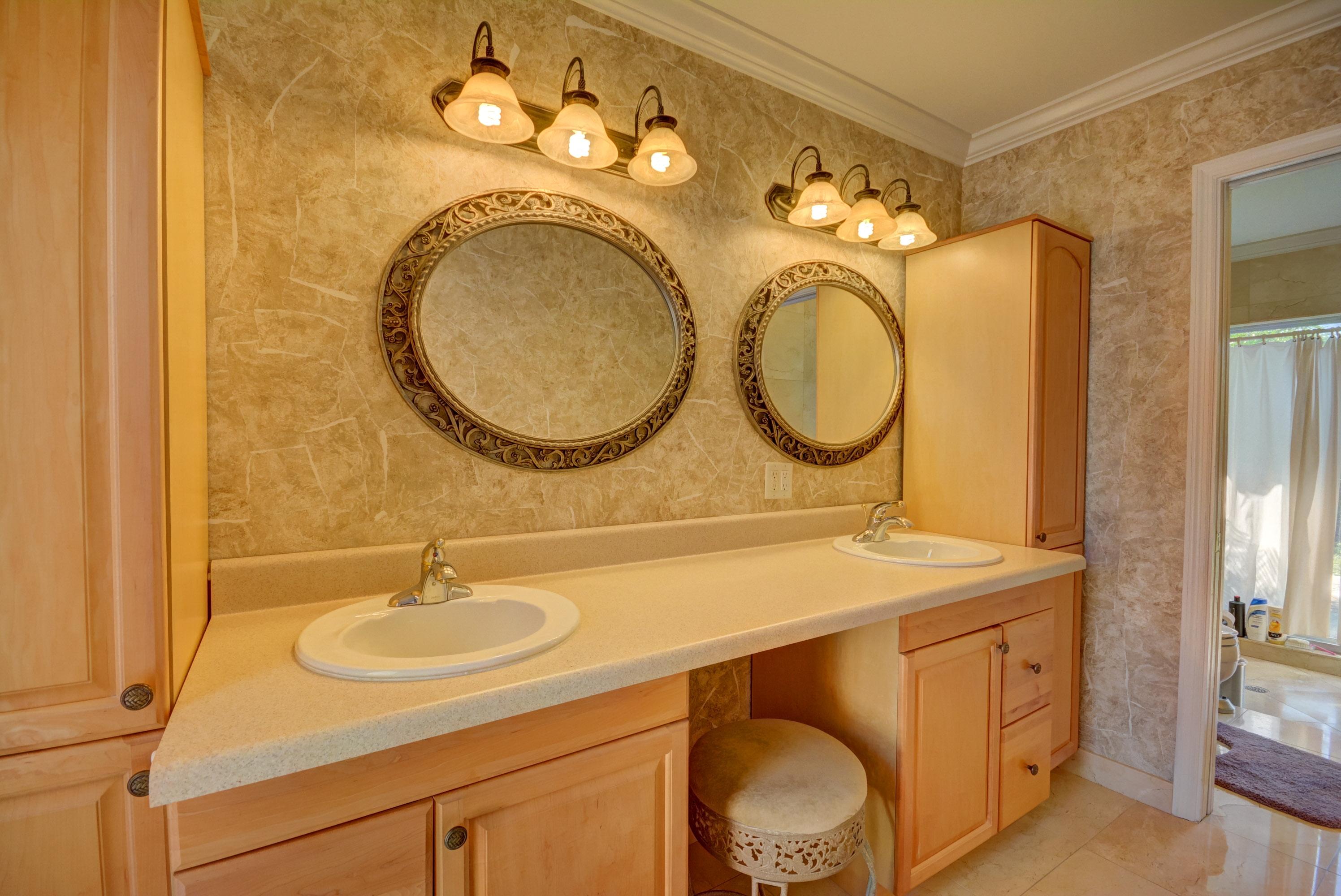 17648 Foxwood Way Boca Raton, FL 33487 - Photo 18 of 28 master bathroom