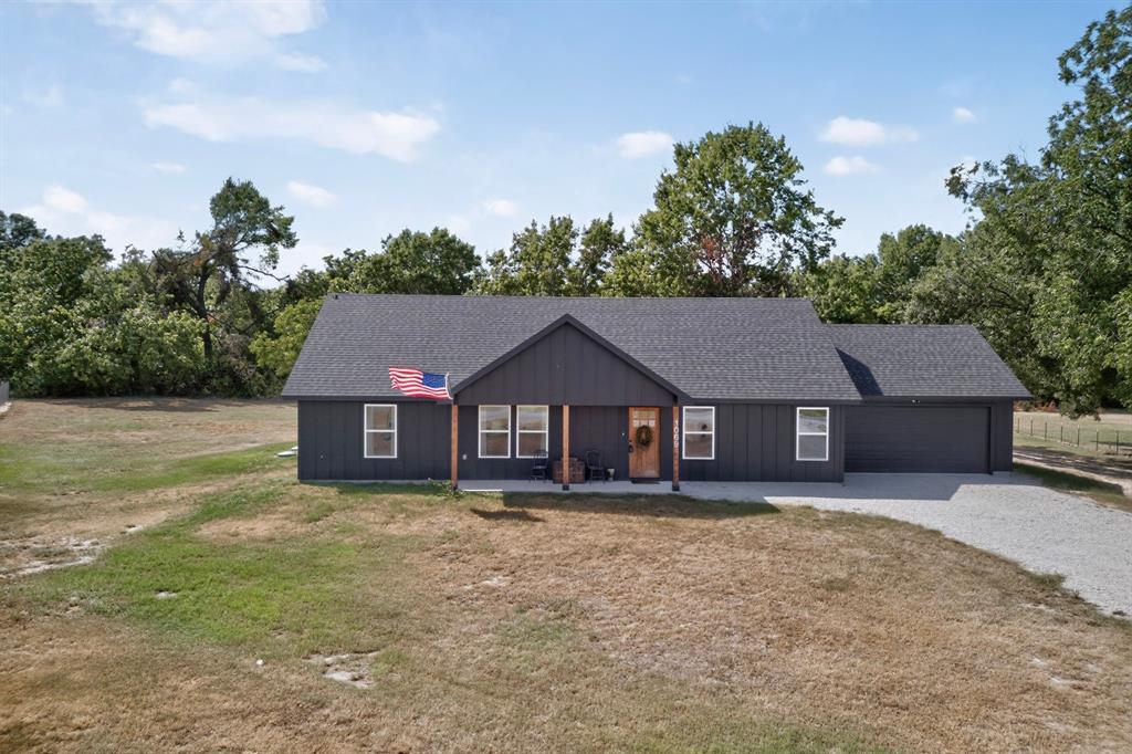 1069 Hereford Drive Springtown, TX 76082 - Photo 36 of 37 Gallery Image 36