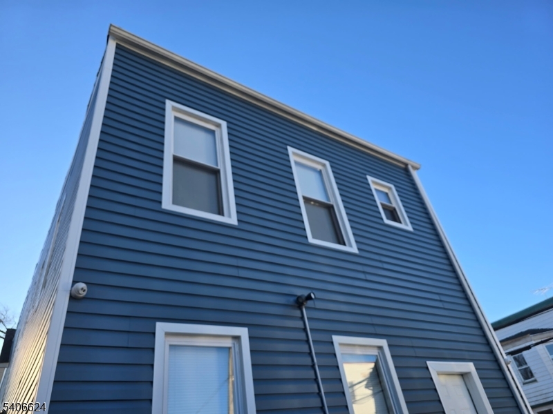 53 Aldine Street Newark, NJ 07112 - Photo 12 of 14 a view of a house
