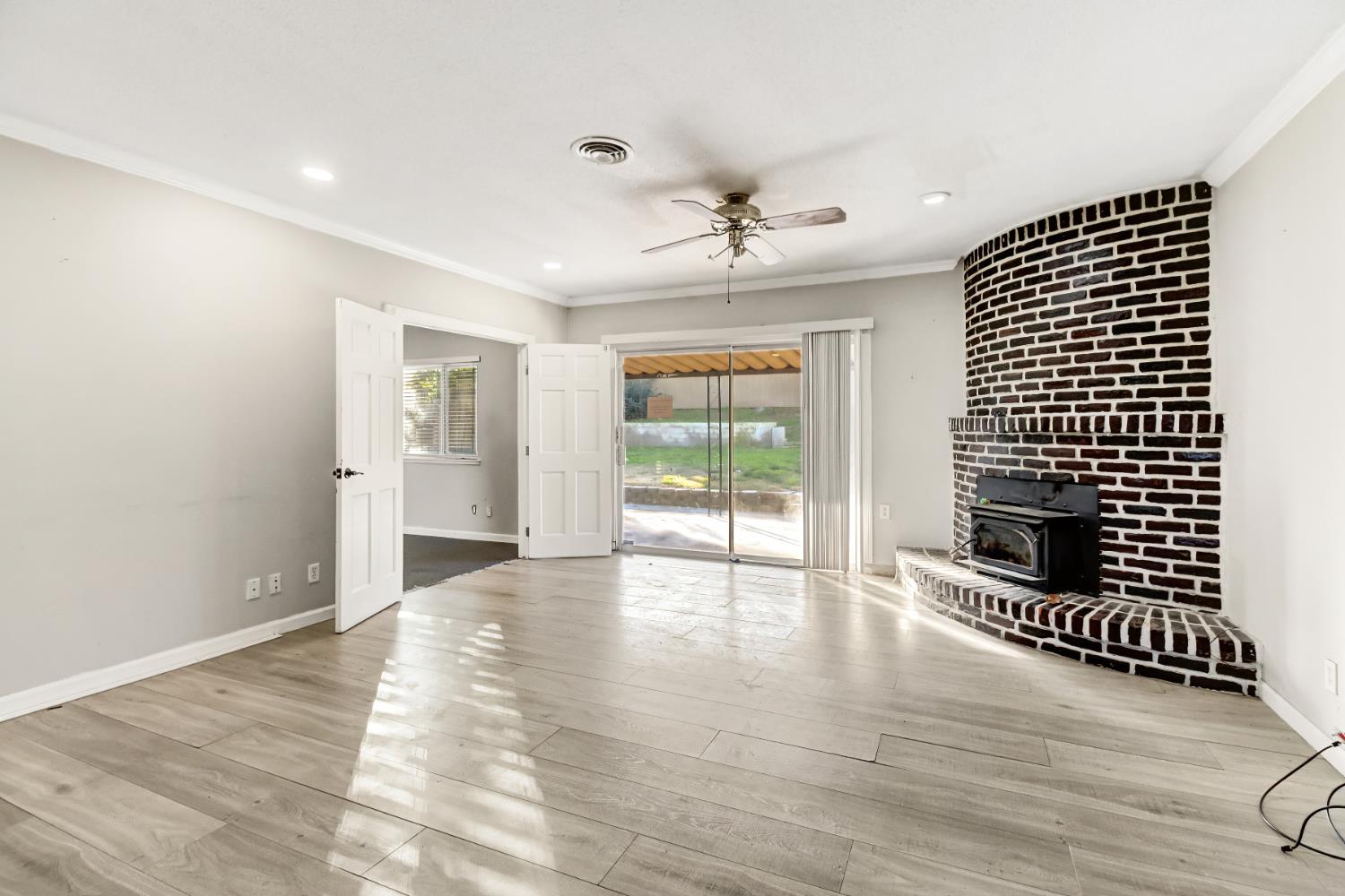 6231 Paris Street Citrus Heights, CA 95621 - Photo 5 of 42