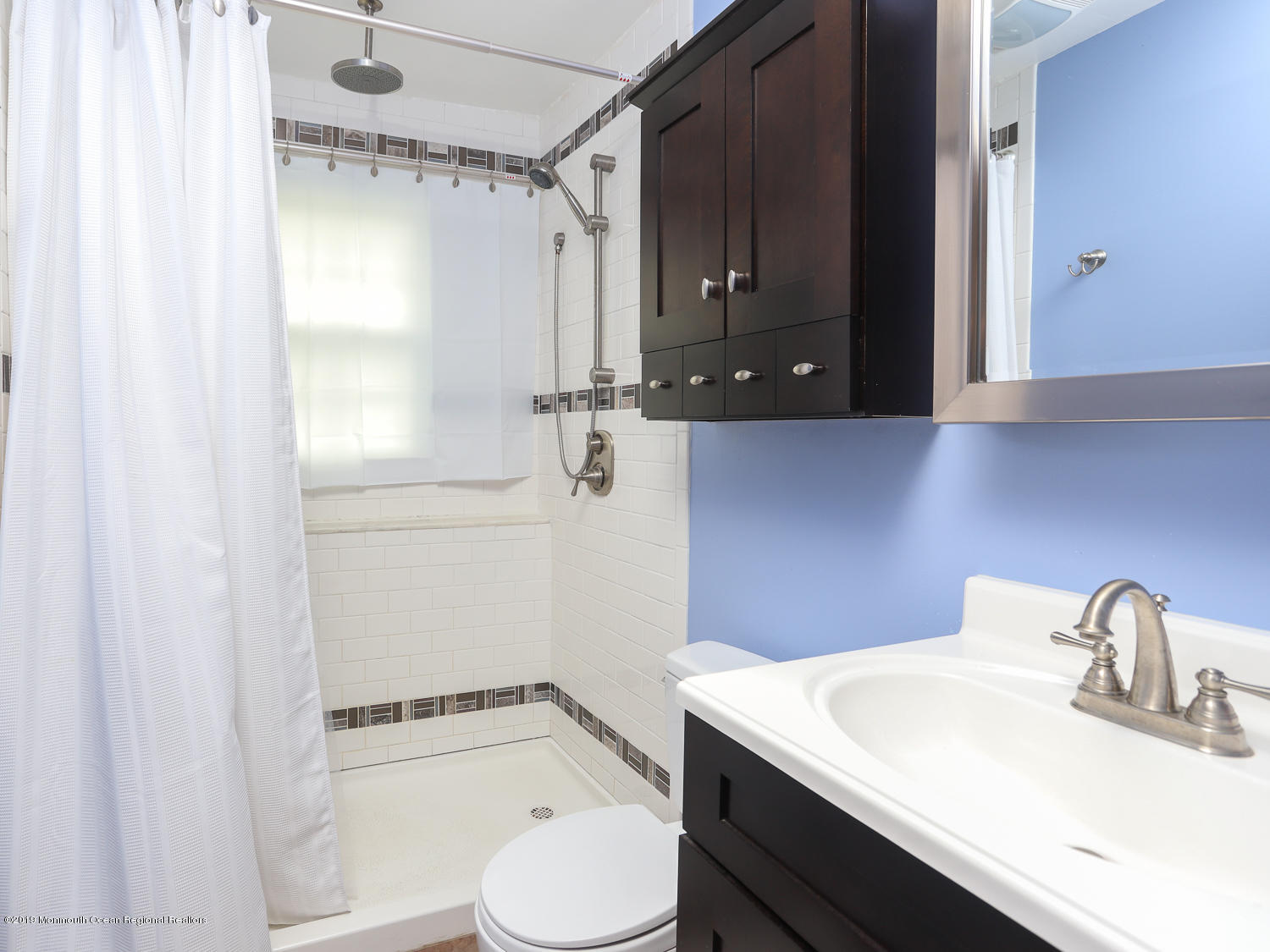 8 Nolan Road Allentown, NJ 08501 - Photo 21 of 31 2nd bath w/ Dual Showerheads, tile, etc