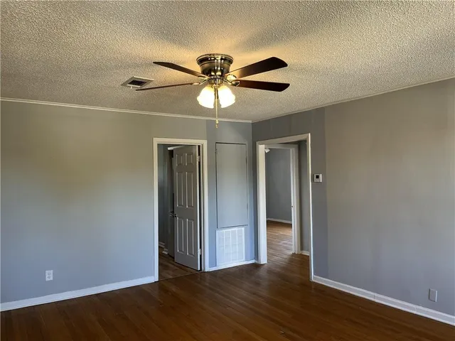 $1,240 | 1020 Brockenbraugh Court, Unit D, Metairie, LA 70005