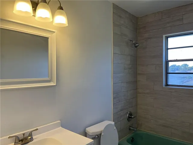 $1,240 | 1020 Brockenbraugh Court, Unit D, Metairie, LA 70005