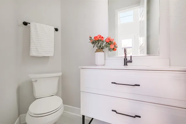 $1,150,000 | 19610 Hickory Heights Drive, Cypress, TX 77433