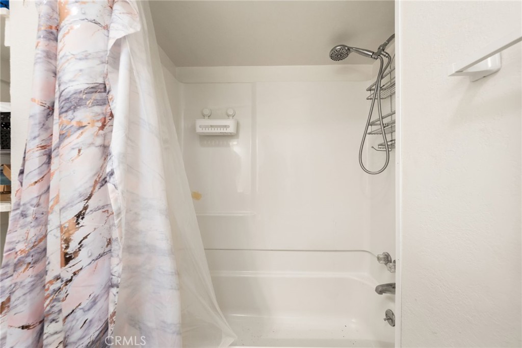 320 Sky View Lane Crestline, CA 92325 - Photo 21 of 50