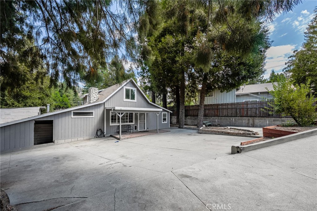 320 Sky View Lane Crestline, CA 92325 - Photo 32 of 50